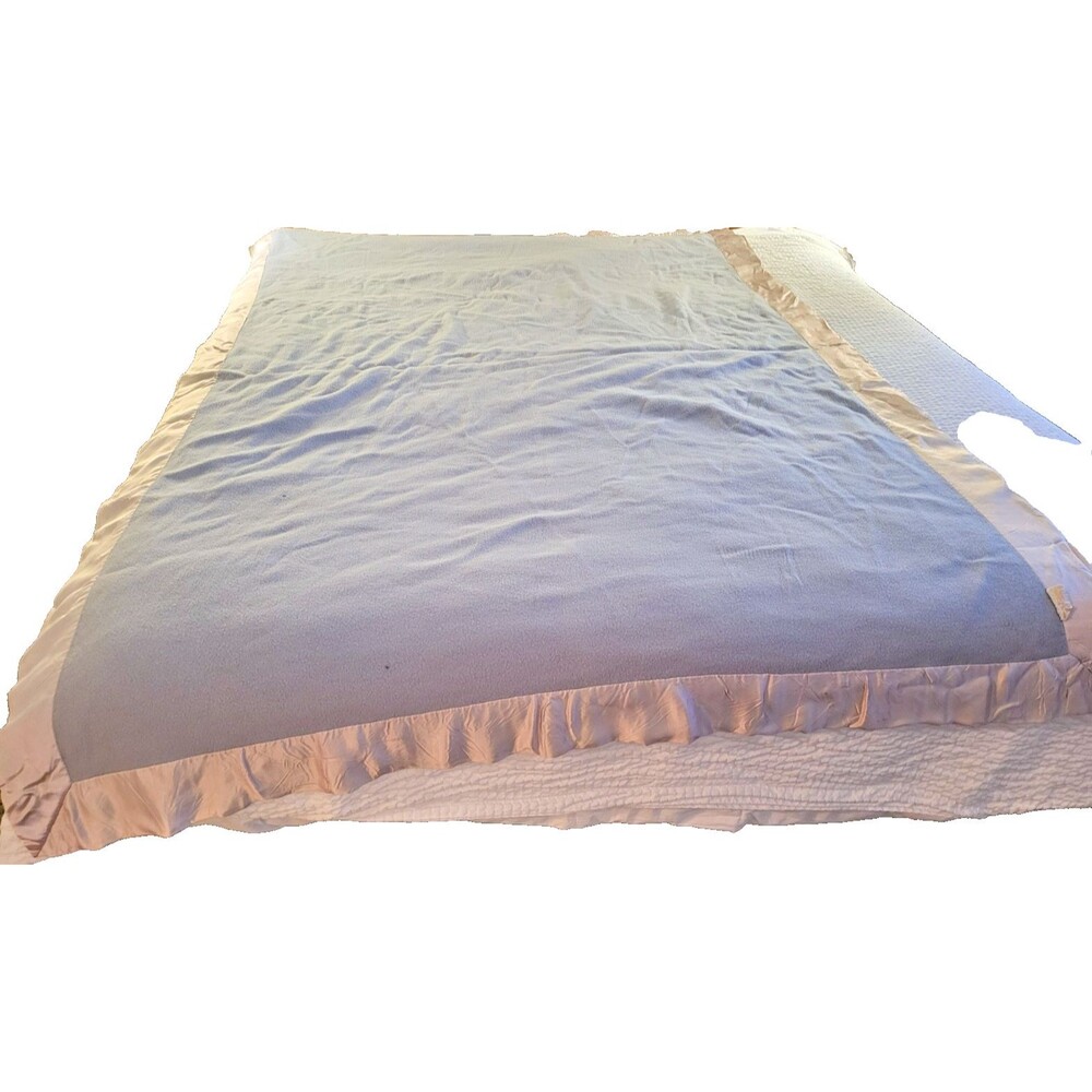 Vintage Mid Century North Star 100% Wool Blanket Baby Blue Satin Trim 57x75 NICE